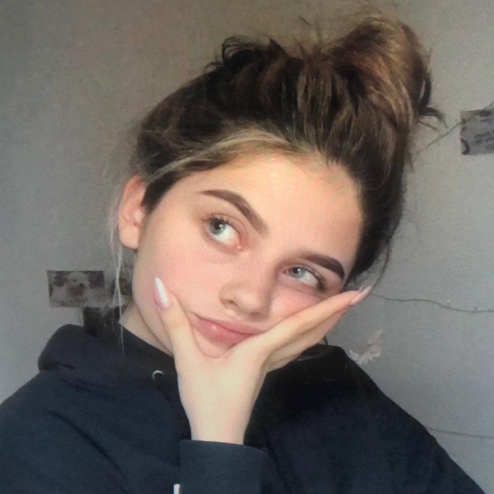 Meet your Posher, Julia